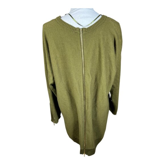 Kate & Mallory Zipper‎ Sweater - Picture 3 of 7